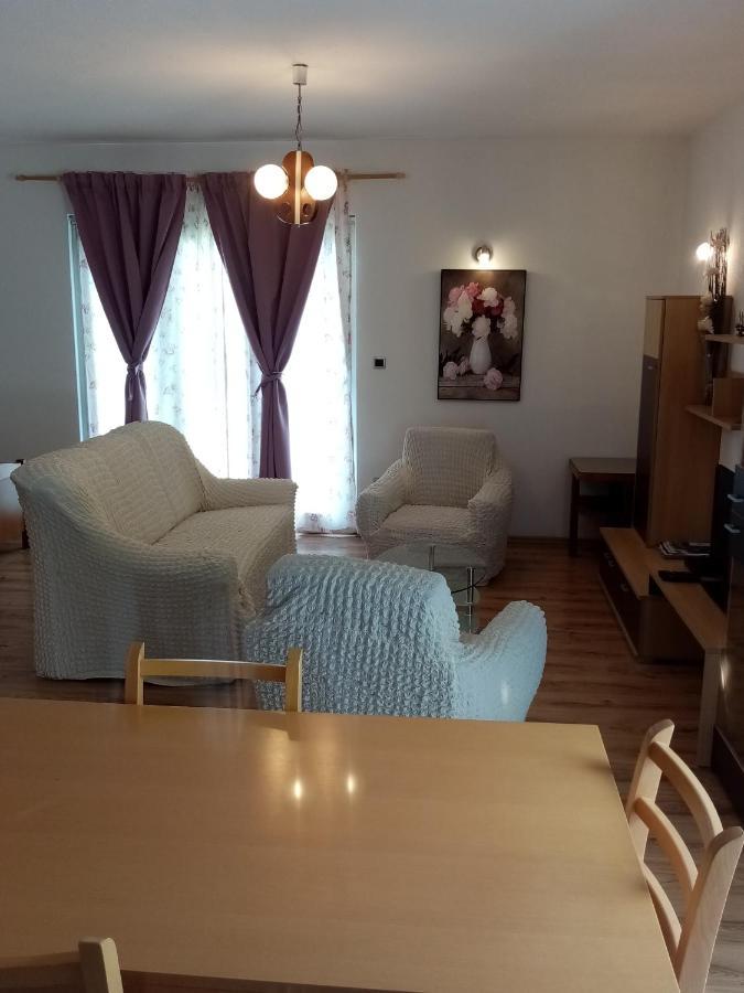 Apartment Kraljevic Blato na Cetini Exterior photo